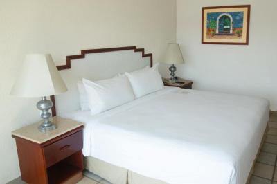 Emporio Ixtapa - with Optional All Inclusive 2 Emporio Ixtapa - with Optional All Inclusive 2