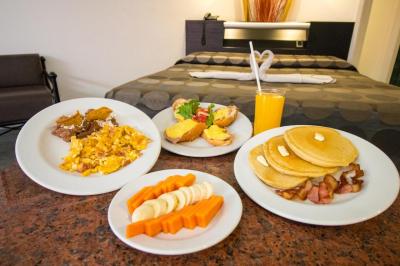 Hotel Atenas Plaza 8 Hotel Atenas Plaza 8
