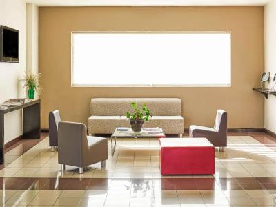 Hotel Ibis Monterrey Valle 2 Hotel Ibis Monterrey Valle 2