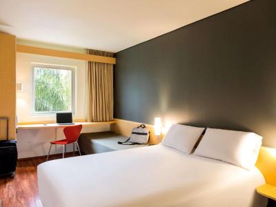 Hotel Ibis Monterrey Valle 8 Hotel Ibis Monterrey Valle 8