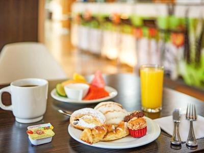 Hotel Ibis Monterrey Valle 3 Hotel Ibis Monterrey Valle 3