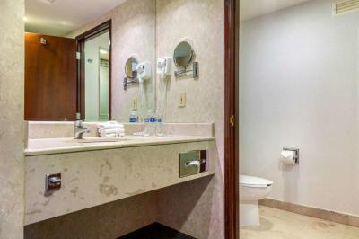 Hotel Quality Inn Monterrey La Fe 6 Hotel Quality Inn Monterrey La Fe 6