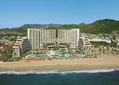 Secrets Vallarta Bay Resort 2 Secrets Vallarta Bay Resort 2