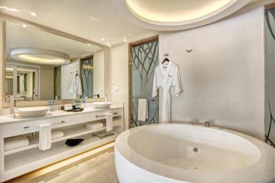 Hideaway at Royalton Riviera Cancun 7 Hideaway at Royalton Riviera Cancun 7