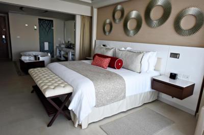 Hideaway at Royalton Riviera Cancun 6 Hideaway at Royalton Riviera Cancun 6