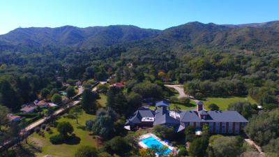 Howard Johnson Villa General Belgrano 8 Howard Johnson Villa General Belgrano 8