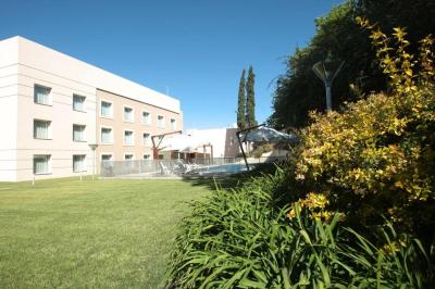 Howard Johnson Rio Cuarto Hotel 6 Howard Johnson Rio Cuarto Hotel 6