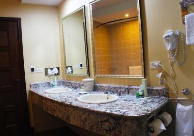 Hotel Plaza Juan Carlos 6 Hotel Plaza Juan Carlos 6