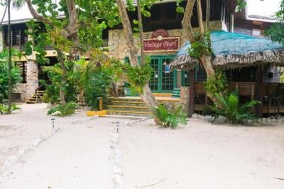 Bananarama Dive Beach Resort 3 Bananarama Dive Beach Resort 3
