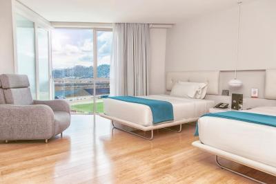 TRYP Wyndham Cuenca Zahir Hotel 9 TRYP Wyndham Cuenca Zahir Hotel 9