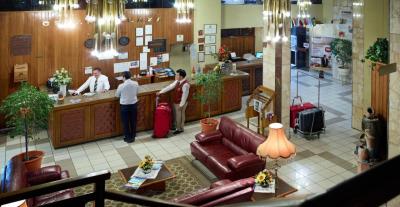 Cesars Plaza Hotel 9 Cesars Plaza Hotel 9