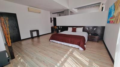 Habitat Suites Hotel 6 Habitat Suites Hotel 6