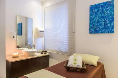 NH Collection Barranquilla Smartsuites Royal 2 NH Collection Barranquilla Smartsuites Royal 2