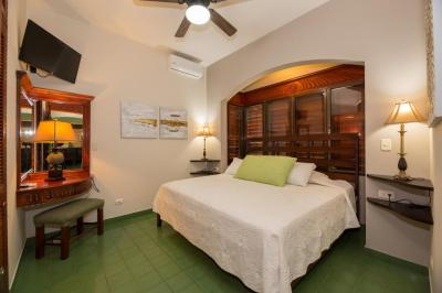 Club del Mar Oceanfront 7 Club del Mar Oceanfront 7