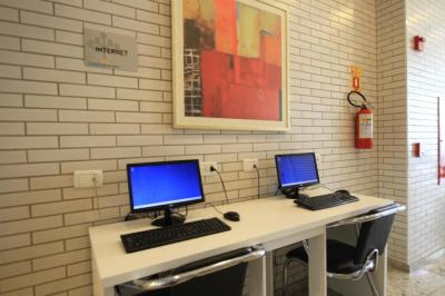 Hotel Confiance Prime Batel 4 Hotel Confiance Prime Batel 4