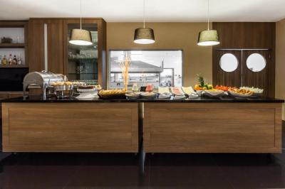 Days Inn by Wyndham Linhares 4 Days Inn by Wyndham Linhares 4