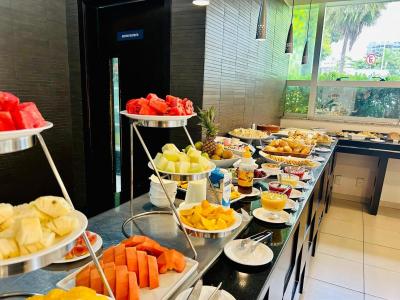 Naoum Hotel Brasília 10 Naoum Hotel Brasília 10
