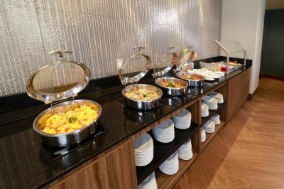 Holiday Inn & Suites Monterrey Apodaca Zona Airport, an IHG hotel 4 Holiday Inn & Suites Monterrey Apodaca Zona Airport, an IHG hotel 4