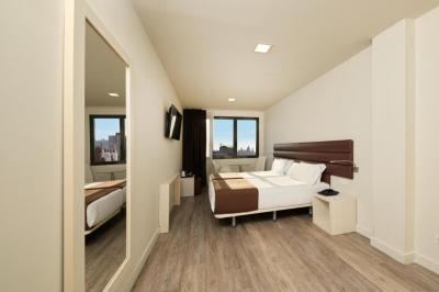 1881 Barcelona Gran Rosellon Hotel 5 1881 Barcelona Gran Rosellon Hotel 5