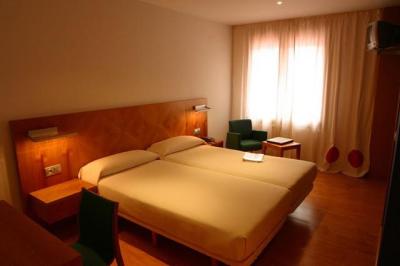 Hotel AB Murias Blancas 4 Hotel AB Murias Blancas 4