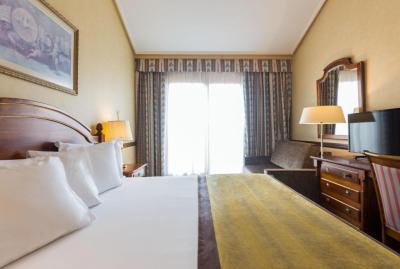 Hotel Exe Reina Isabel 10 Hotel Exe Reina Isabel 10