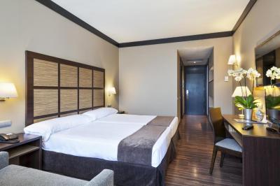 Aparthotel Attica 21 Vallés 7 Aparthotel Attica 21 Vallés 7