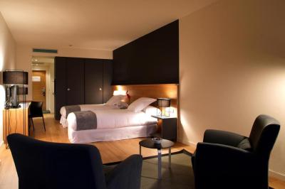 Hotel Món Sant Benet 9 Hotel Món Sant Benet 9