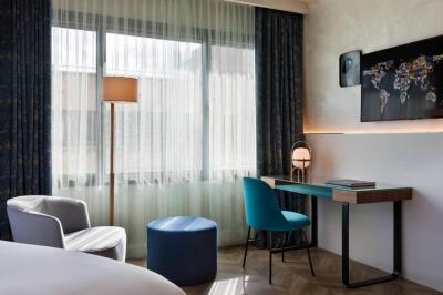 Renaissance Barcelona Hotel 4 Renaissance Barcelona Hotel 4