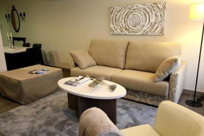 Pierre & Vacances Barcelona Sants 2 Pierre & Vacances Barcelona Sants 2