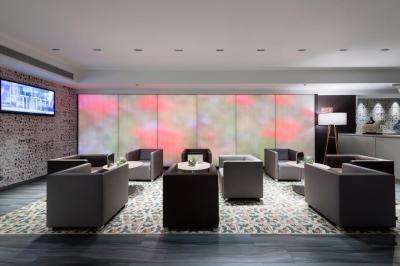 Catalonia Square Hotel 10 Catalonia Square Hotel 10