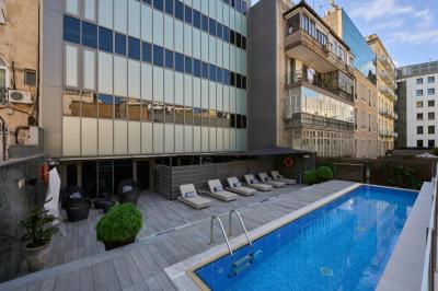 Catalonia Square Hotel 4 Catalonia Square Hotel 4