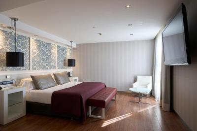 Hotel Catalonia Catedral 5 Hotel Catalonia Catedral 5