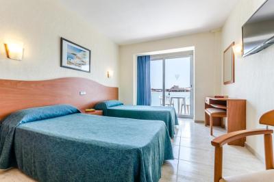 Hotel Mar Blau Calella 6 Hotel Mar Blau Calella 6