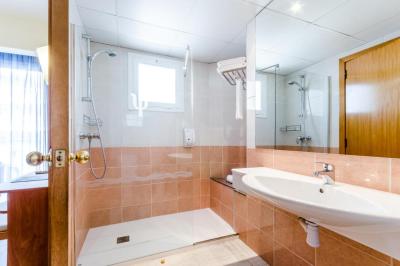 Hotel Mar Blau Calella 5 Hotel Mar Blau Calella 5
