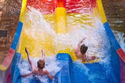 Hotel Oasis Park Splash 9 Hotel Oasis Park Splash 9
