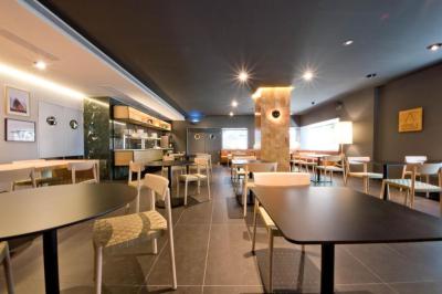Aparthotel Atenea Valles 2 Aparthotel Atenea Valles 2