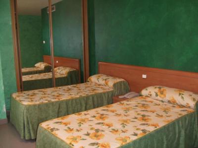 Hotel Vadorrey Roa 9 Hotel Vadorrey Roa 9