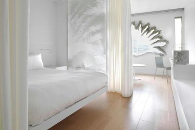 Renaissance Barcelona Fira Hotel 10 Renaissance Barcelona Fira Hotel 10