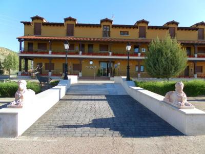 Hotel Milagros Rio Riaza 2 Hotel Milagros Rio Riaza 2