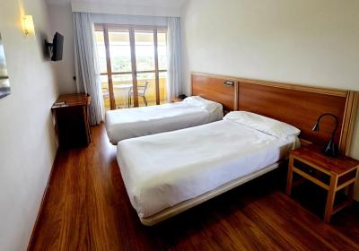 Hotel Los Barruecos by Croma 2 Hotel Los Barruecos by Croma 2