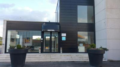 Hotel Puerta de Santillana 6 Hotel Puerta de Santillana 6
