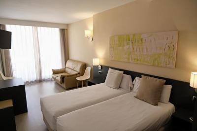 Hotel Marina Roses 7 Hotel Marina Roses 7
