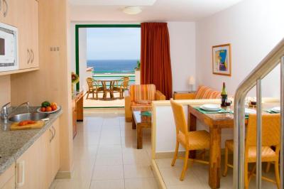 Aparthotel Esquinzo Y Monte Del Mar 5 Aparthotel Esquinzo Y Monte Del Mar 5