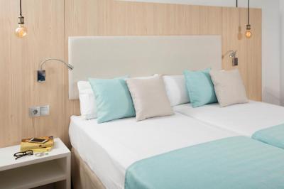 Hotel Monterrey Roses 4 Hotel Monterrey Roses 4