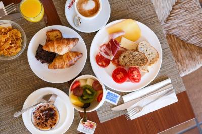 Hotel Blaumar Cadaqués by Fimedhotels 9 Hotel Blaumar Cadaqués by Fimedhotels 9