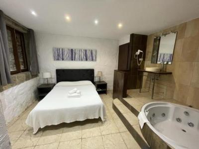 Hotel Mas Palou Roses-Rosas 6 Hotel Mas Palou Roses-Rosas 6