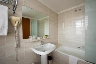 Hotel Borrell Olot 5 Hotel Borrell Olot 5