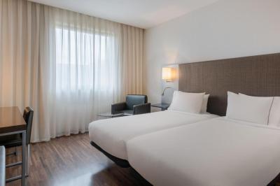AC Hotel by Marriott Madrid Airport 9 AC Hotel by Marriott Madrid Airport 9