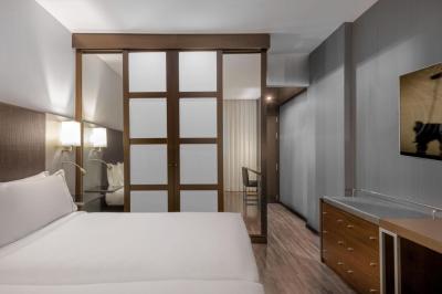 AC Hotel by Marriott Madrid Airport 7 AC Hotel by Marriott Madrid Airport 7
