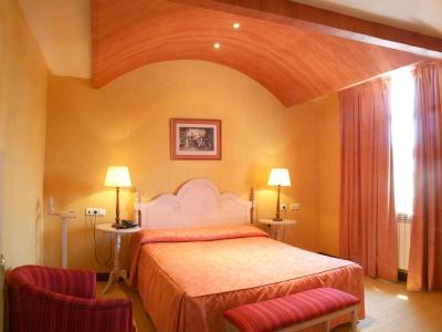 Hotel San Camilo Navarrete 4 Hotel San Camilo Navarrete 4